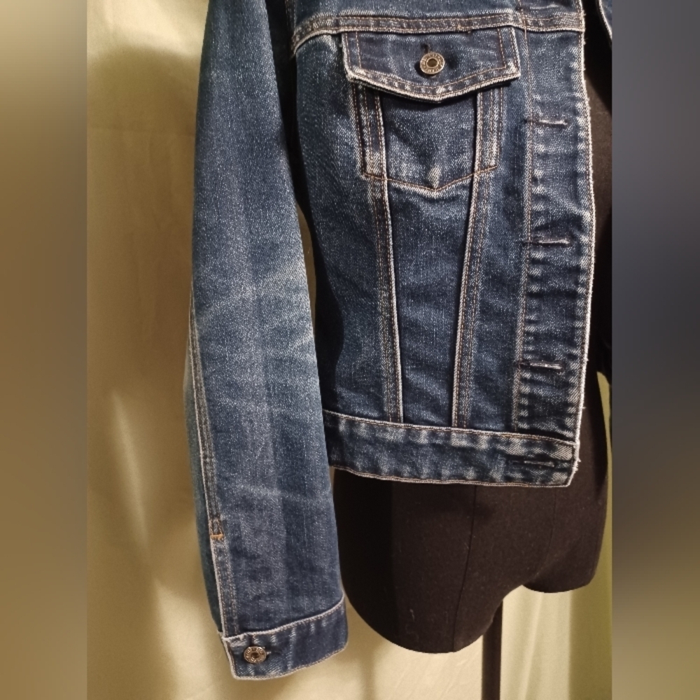 Gap Vintage Blue Faded Wash Iconic Trucker Denim Jean Jacket - Picture 4 of 11